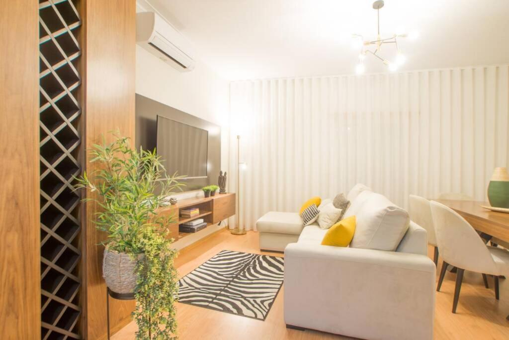 Modern Apartment In Coimbra City Center Exteriör bild